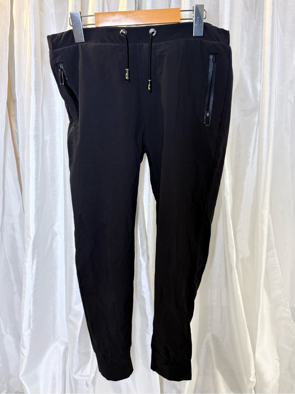 Fendi Black Men's Jogger Pants with Zip Pockets